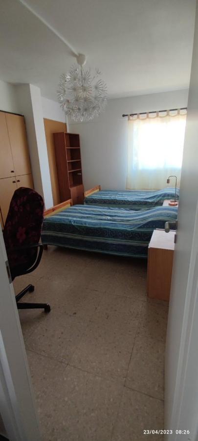 Private Bedroom Paphos Central Esterno foto